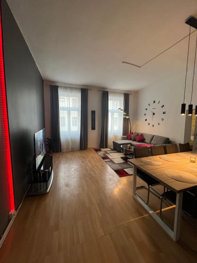 Spacious & Deluxe Big Apartment Near Prater Wenen Buitenkant foto