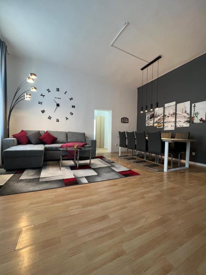 Spacious & Deluxe Big Apartment Near Prater Wenen Buitenkant foto